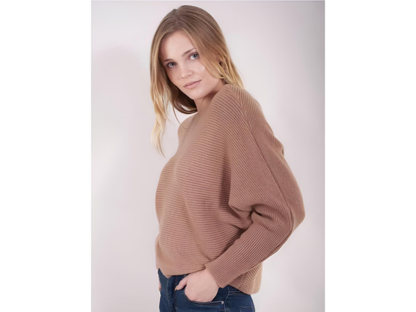 LOUISE CALNER TALKS MODELING